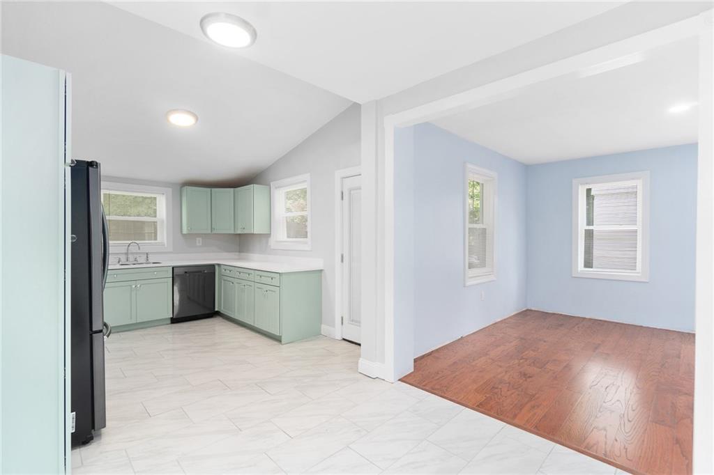 41 Coggeshall Street, Providence, RI 02908 MLS 1241332 Lila Delman