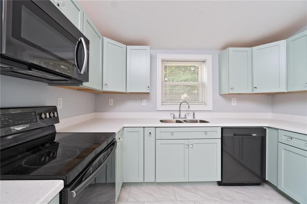 41 Coggeshall Street, Providence, RI 02908 MLS 1241332 Lila Delman