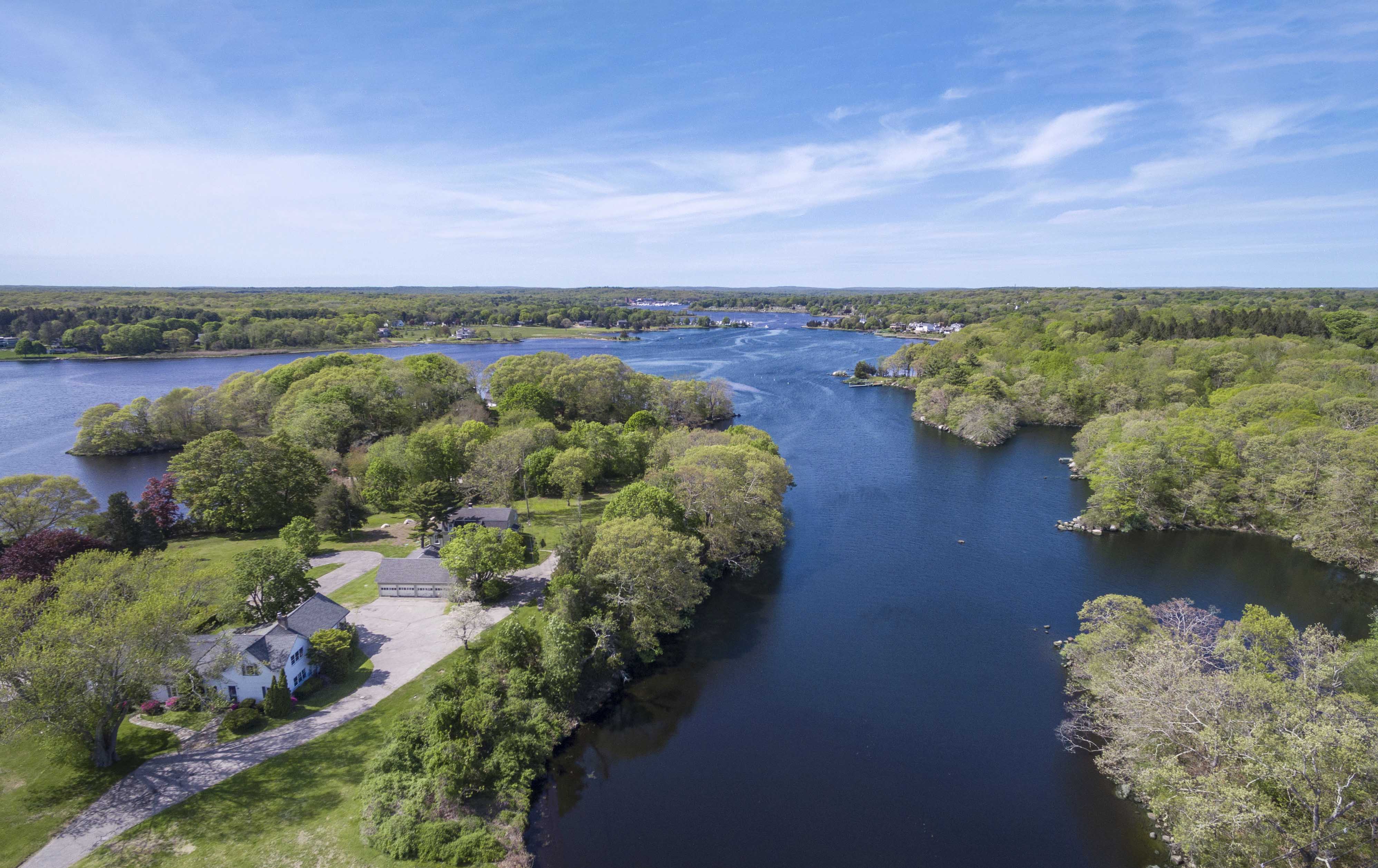 WATERFRONT MULTI-FAMILY COMPOUND IN WESTERLY SELLS FOR $2.5M WITH LILA DELMAN REAL ESTATE ON BOTH SIDES OF THE TRANSACTION
