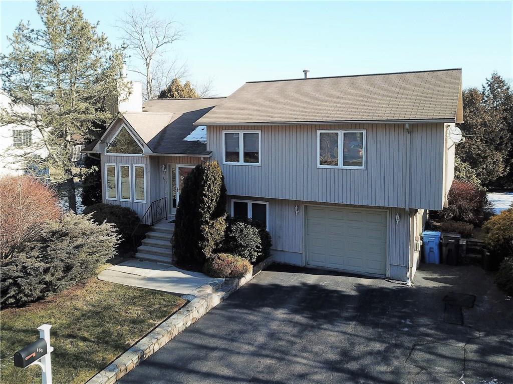 151 Mohawk Trail, Cranston, RI 02921 MLS 1242460 Lila Delman