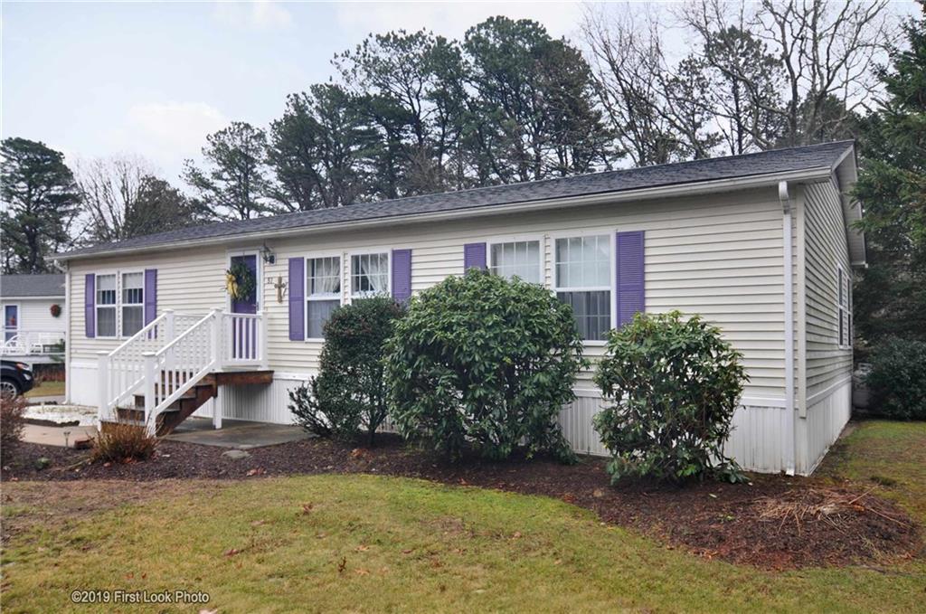 51 Pine Tree Lane, South Kingstown, RI 02879 MLS 1242619 Lila Delman