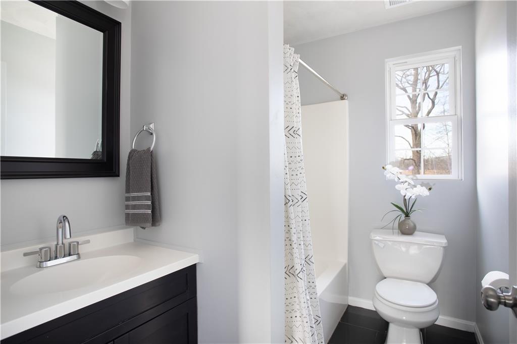 583 Sandy Lane, Warwick, RI 02889 MLS 1243983 Lila Delman