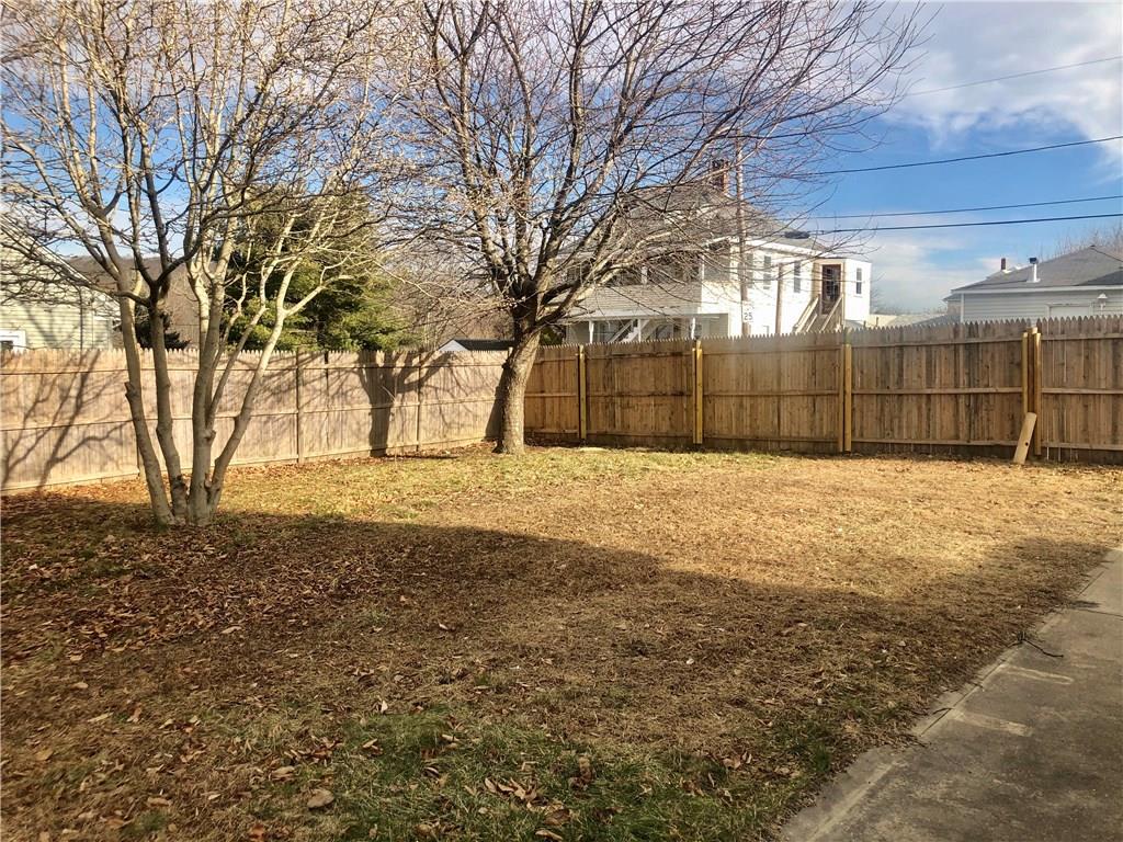 60 Oak Street, Westerly, RI 02891 MLS 1244068 Lila Delman