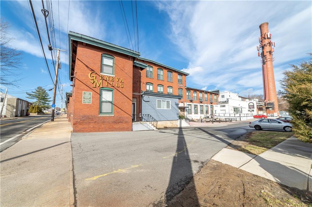 1117 Douglas Avenue, Unit108, North Providence, RI 02904 MLS