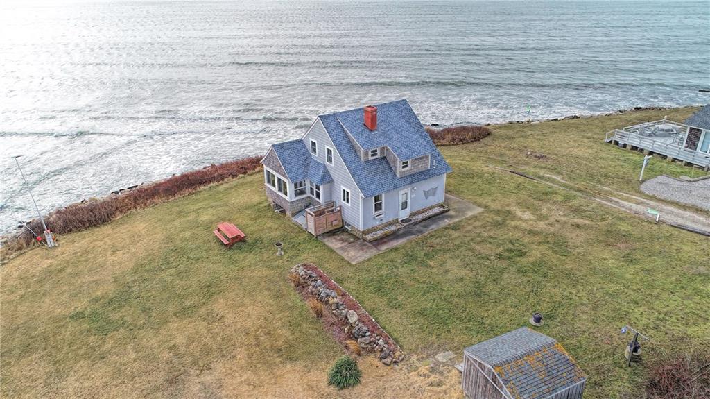 332 Brayton Point Road, Westport