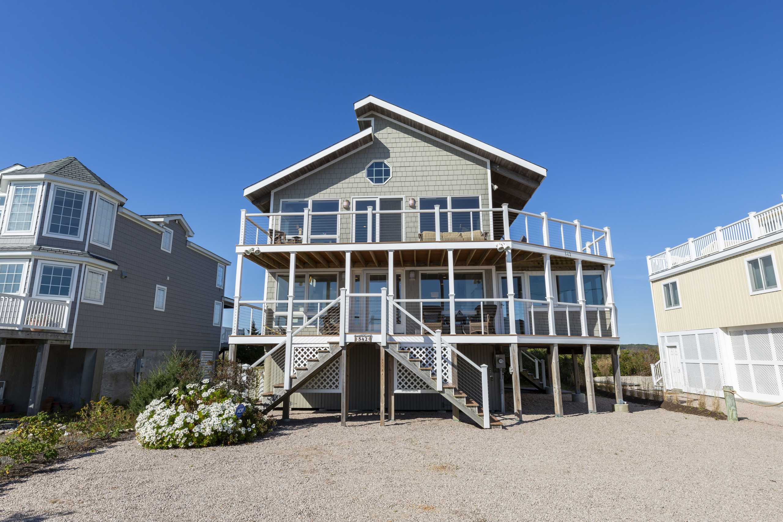 542 East Beach Road Charlestown, RI 02813 - Lila Delman