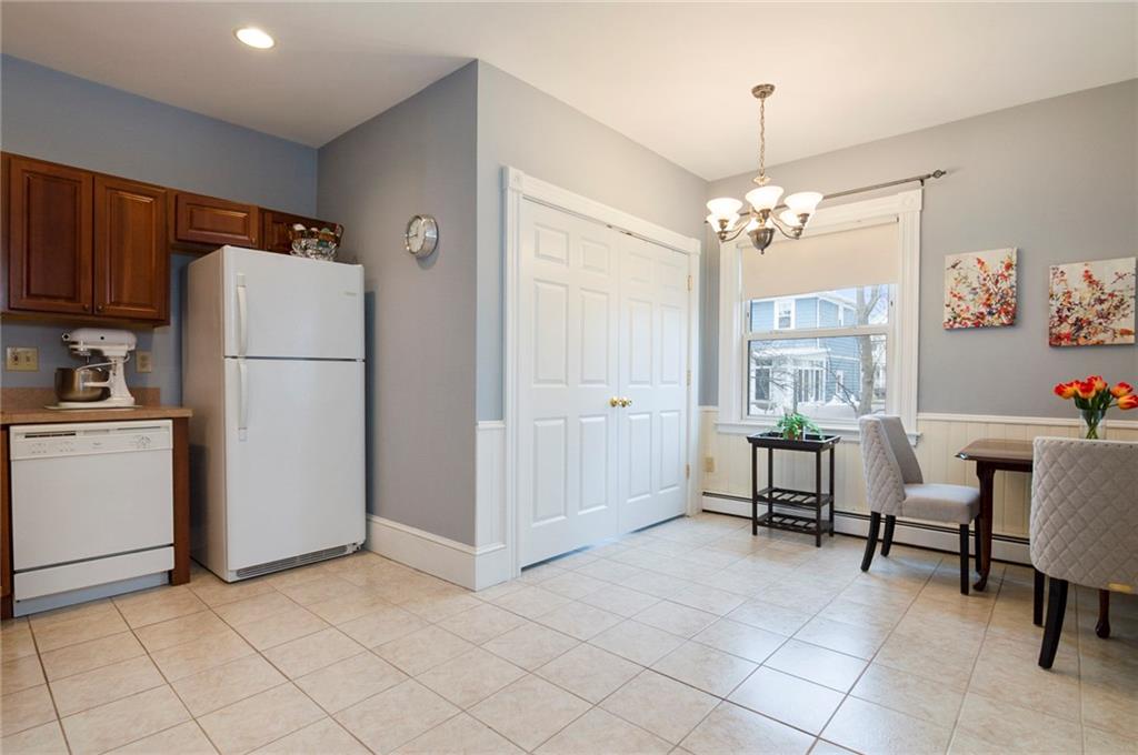 39 Waterman Avenue, Unit1, Cranston, RI 02910 MLS 1246695 Lila Delman