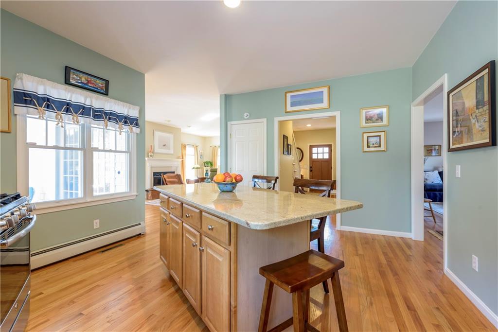 184 Wickford Point Road, North Kingstown