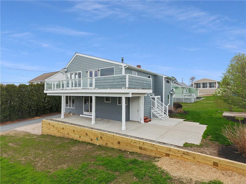 16 Robertson Road, Narragansett