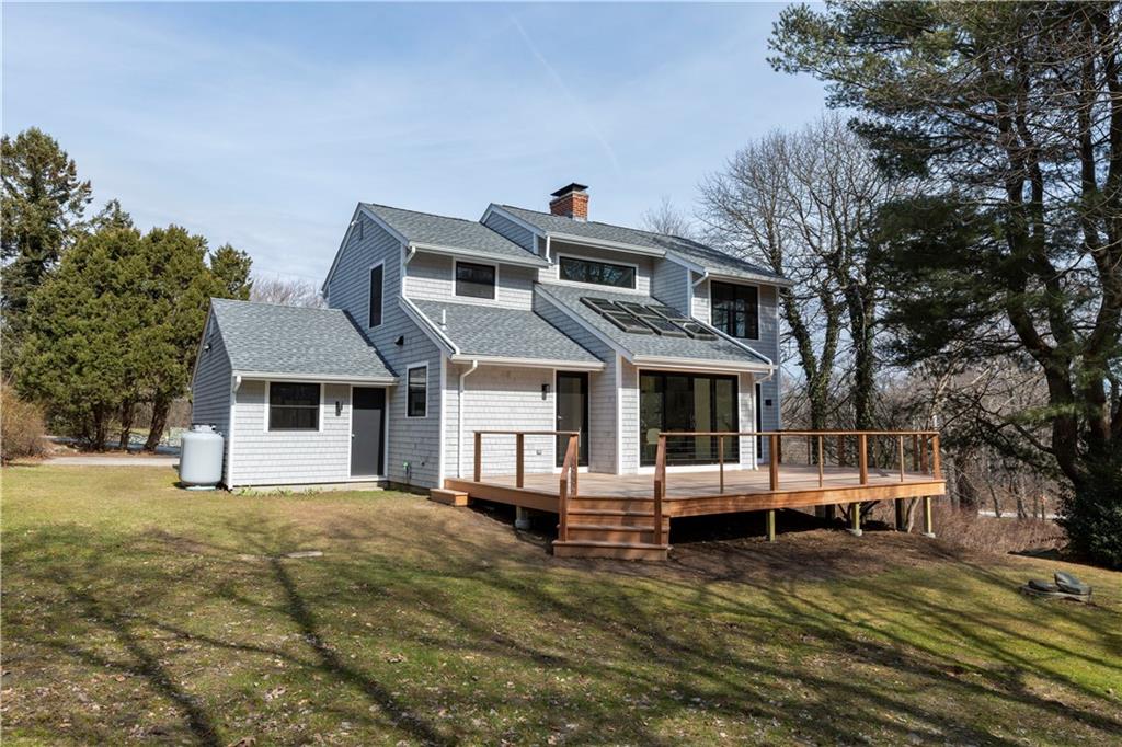 75 Cottrell Road, North Kingstown