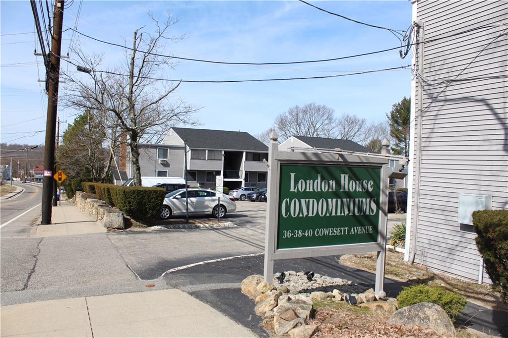 38 Cowesett Avenue, Unit#17, West Warwick