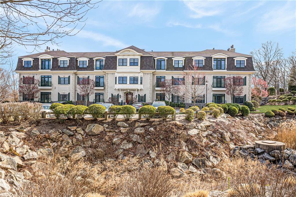 1404 South County Trail, Unit#205, East Greenwich
