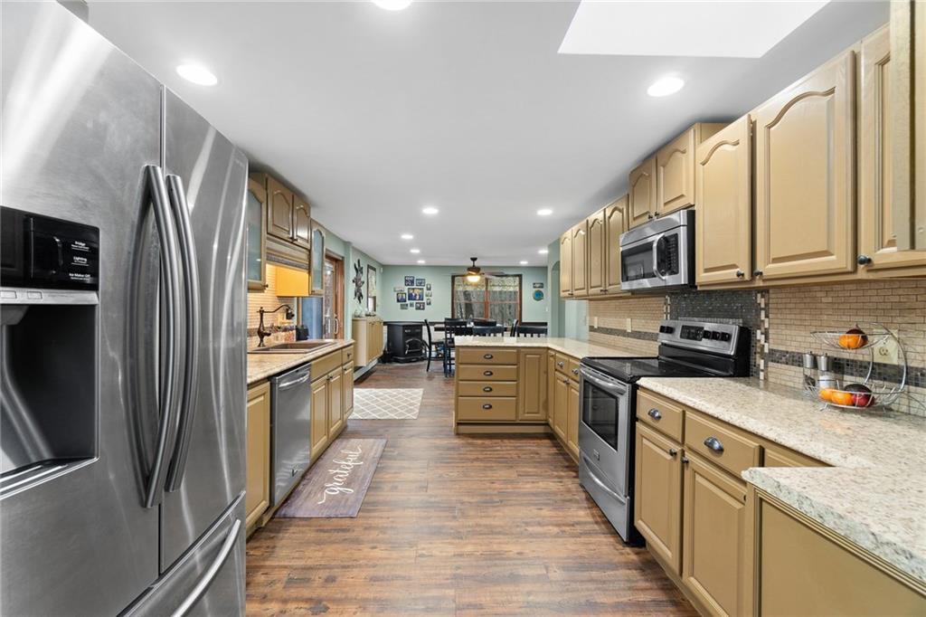 623 Rocky Hill Road, Scituate, RI 02857 MLS 1250932 Lila Delman