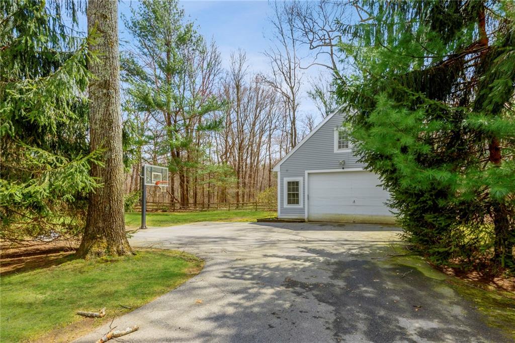 2 Pojac Point Road, North Kingstown