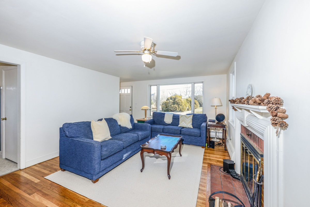 16 Bancroft Drive, Portsmouth Lila Delman