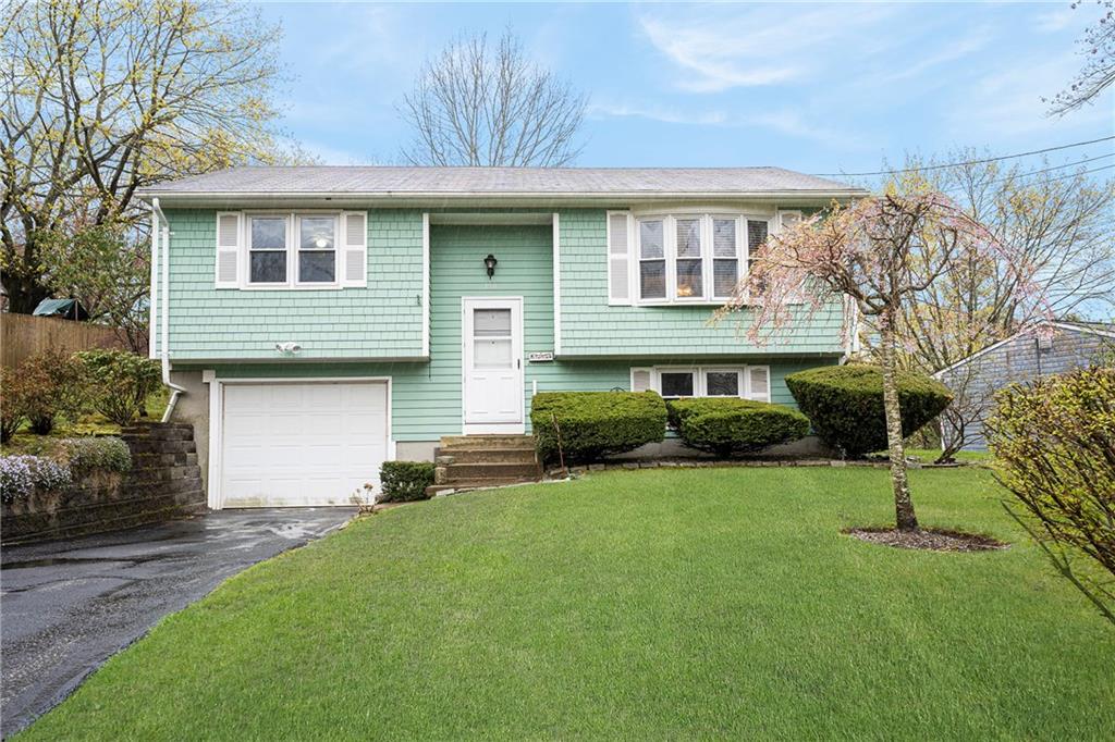 190 Kenyon Avenue, East Greenwich, RI 02818 MLS 1252867 Lila Delman