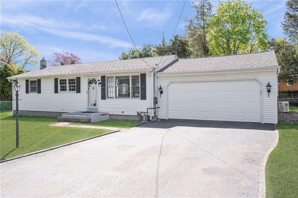 61 Bayview Avenue, North Kingstown, RI 02852 MLS 1253064 Lila Delman