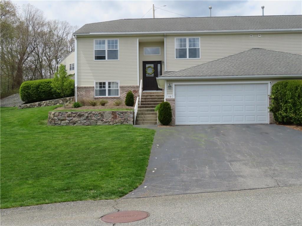 18 Lees Farm Commons Drive, North Providence, RI 02904 MLS 1253177