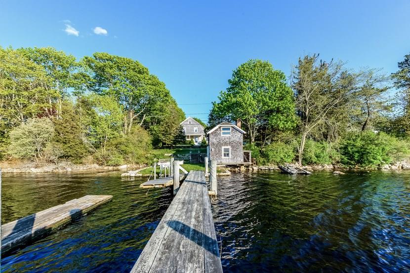 68 Avondale Road, Westerly, RI 02891 MLS 1254342 Lila Delman