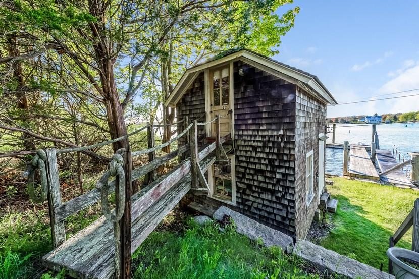 68 Avondale Road, Westerly, RI 02891 MLS 1254342 Lila Delman