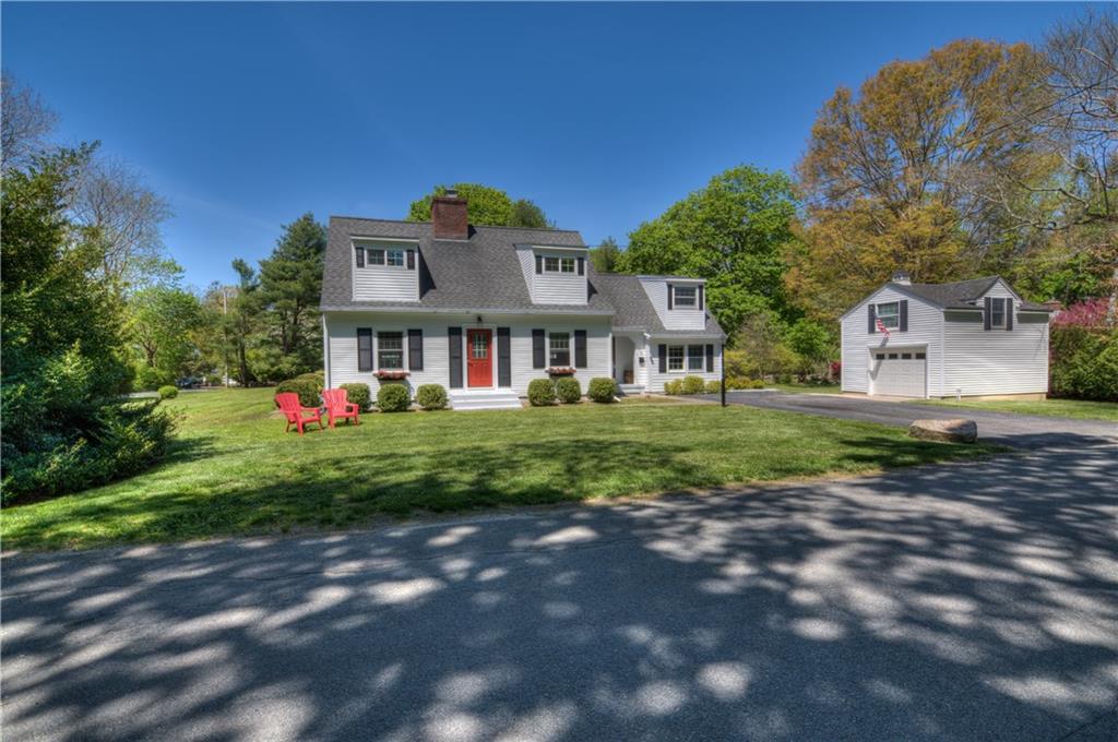 52 Cherry Road, South Kingstown
