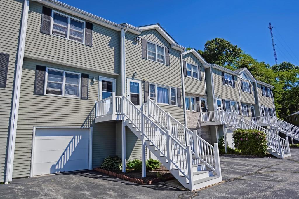 47 Avenue, Unit27, Johnston, RI 02919 MLS 1255963 Lila Delman