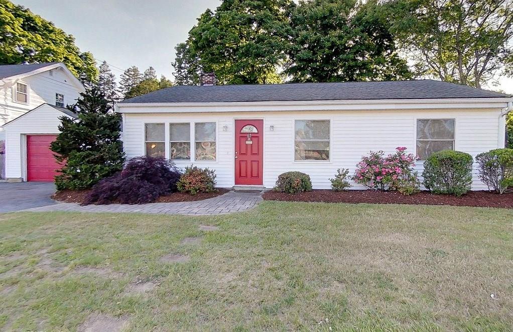 67 Middle Highway, Barrington, RI 02806 MLS 1255983 Lila Delman