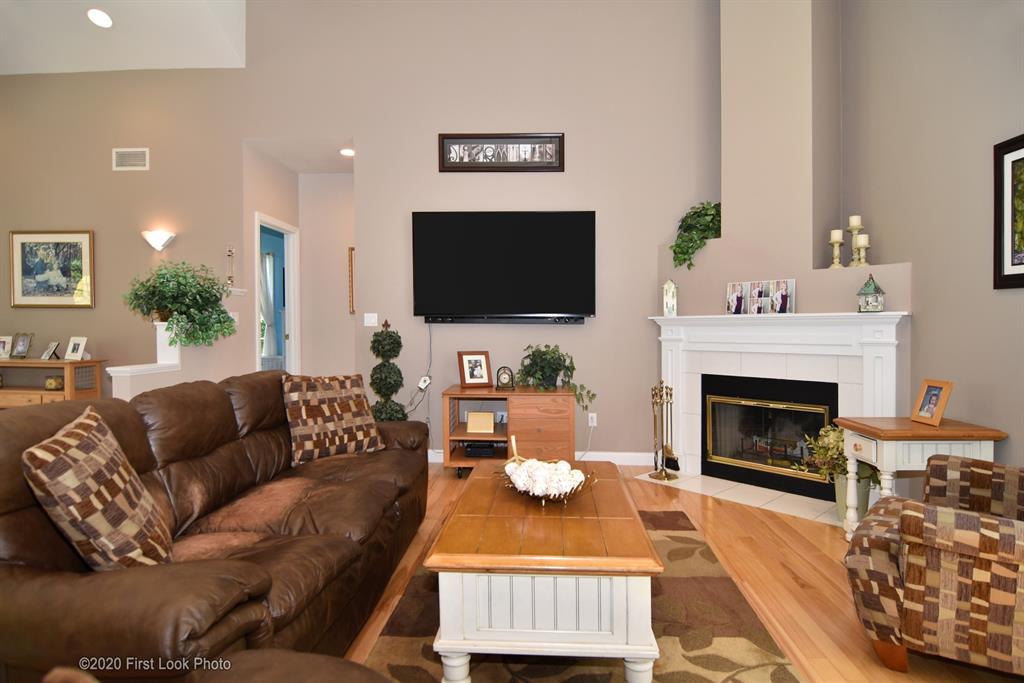 17 Katie Drive, Warren, RI 02885 MLS 1256103 Lila Delman