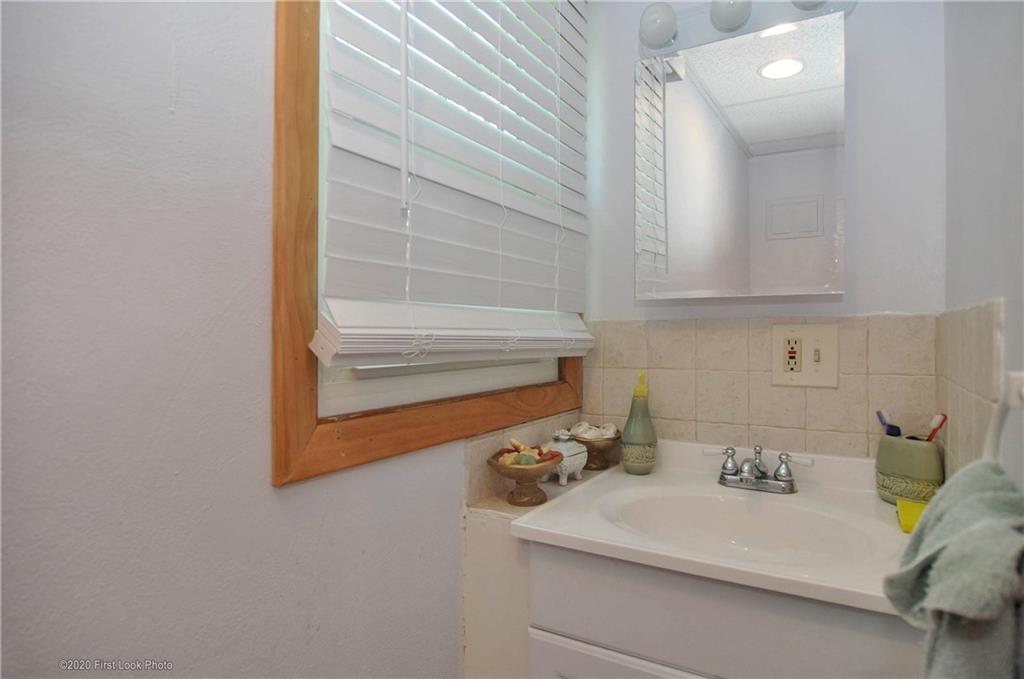 2 Rowley Street, East Providence, RI 02914 MLS 1256177 Lila Delman