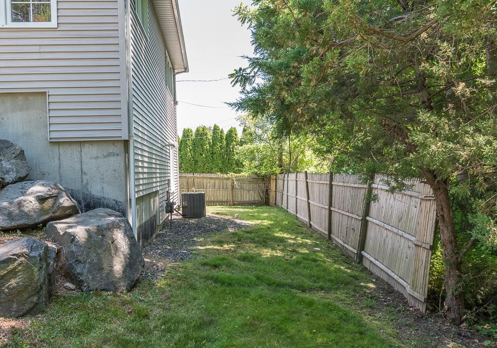 32 Dyer Street, Johnston