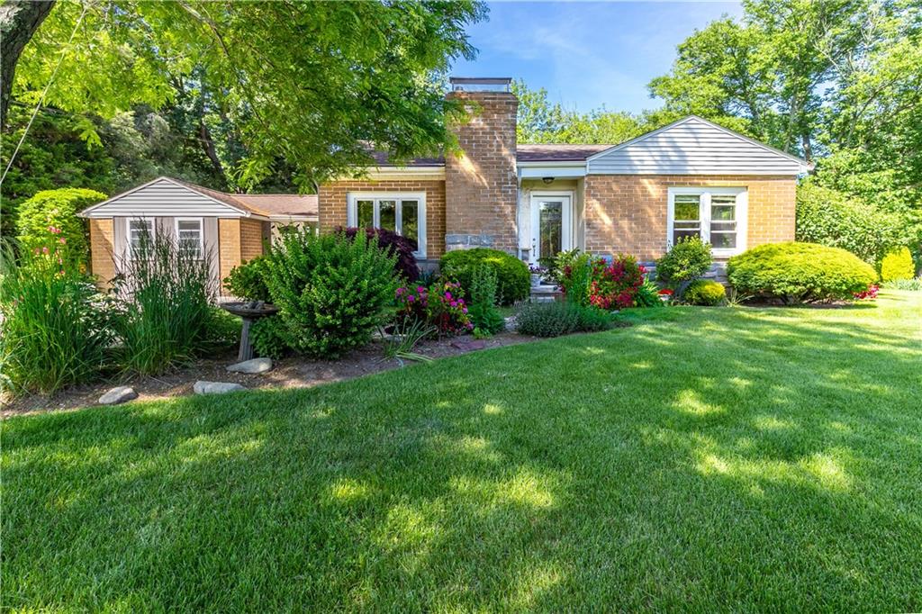 5 Brookside Drive, East Greenwich, RI 02818 MLS 1256690 Lila Delman