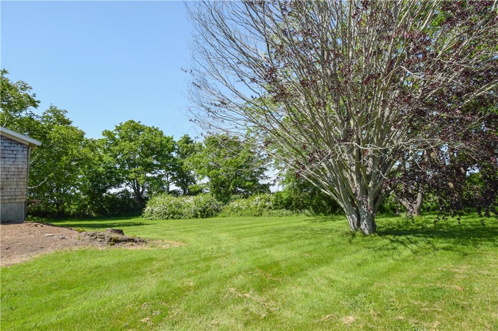 16 Sachuest Drive, Middletown