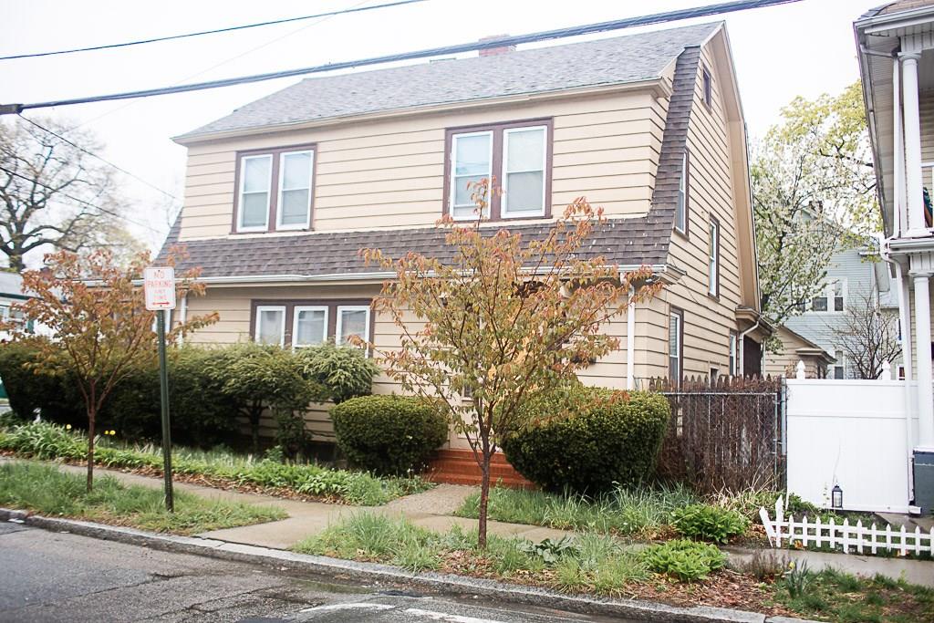 255 Gallatin Street, Providence, RI 02907 MLS 1258293 Lila Delman