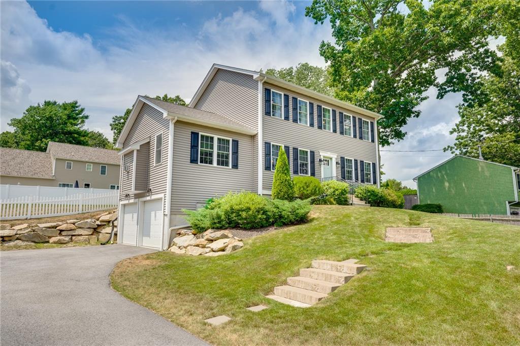 43 Oak View Drive, Cranston