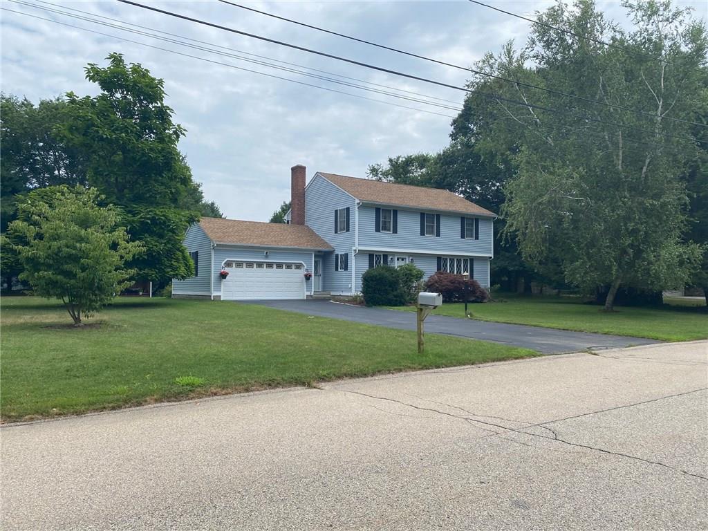 78 Candlewood Drive, North Kingstown