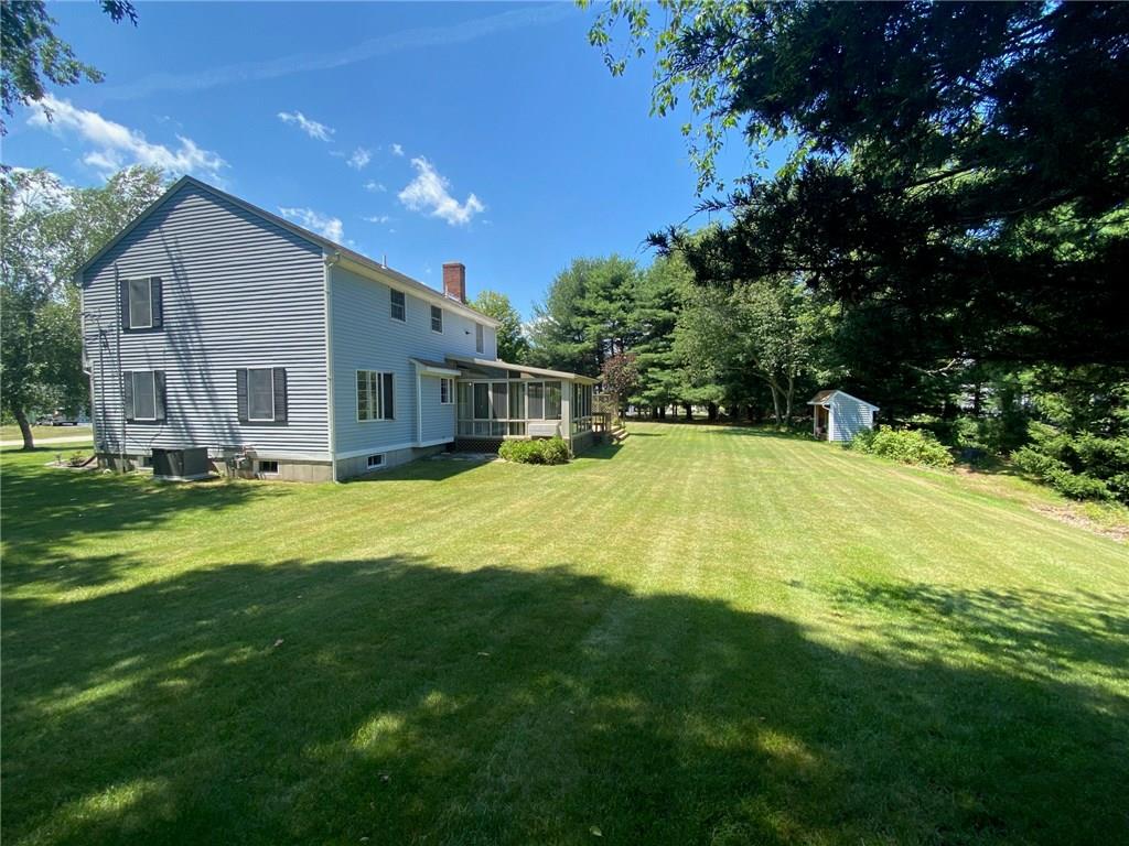 78 Candlewood Drive, North Kingstown
