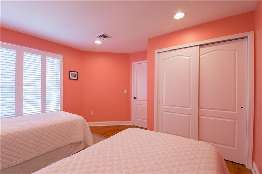 28 Seal Island Road, Bristol, RI 02809 MLS 1260566 Lila Delman