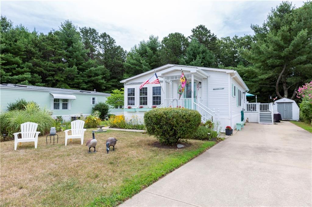 219 Little Pond Road, South Kingstown
