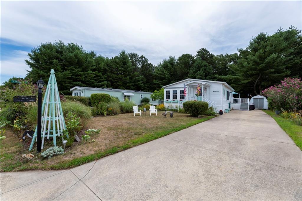 219 Little Pond Road, South Kingstown
