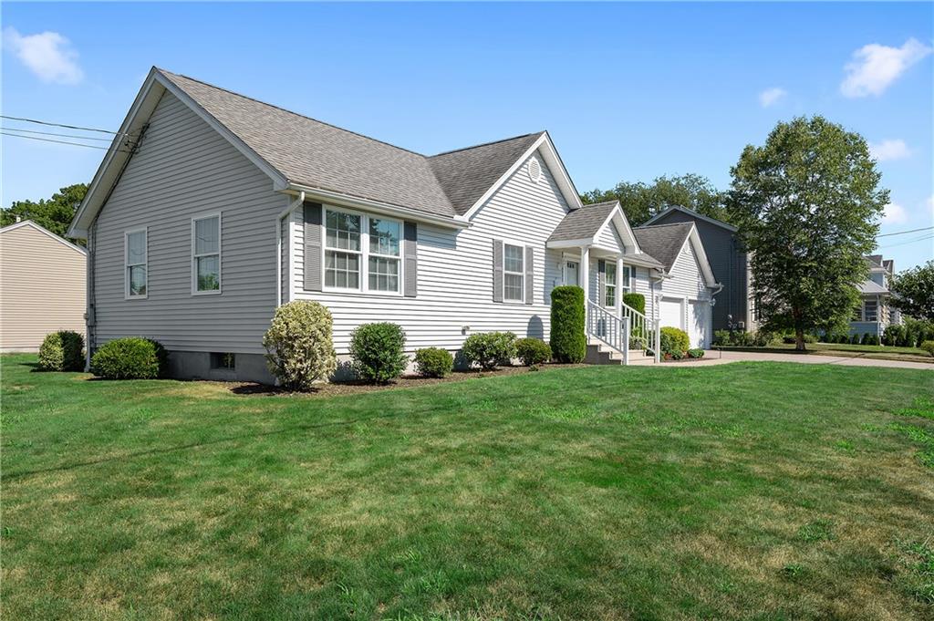 98 Forest Avenue, Cranston, RI 02910 MLS 1260790 Lila Delman