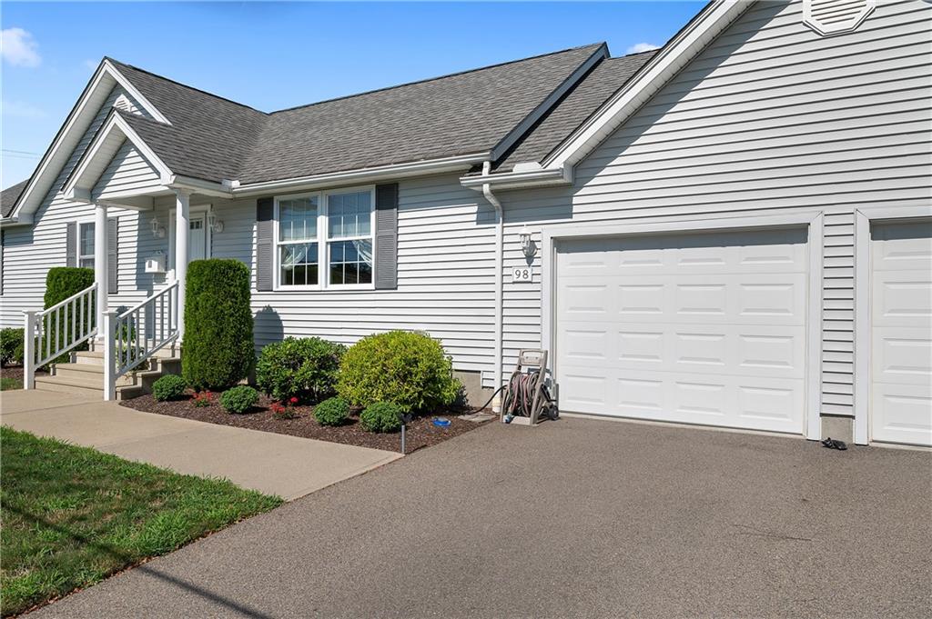 98 Forest Avenue, Cranston, RI 02910 MLS 1260790 Lila Delman