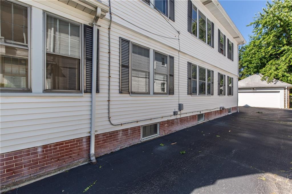 144 Mount Pleasant Avenue, Providence