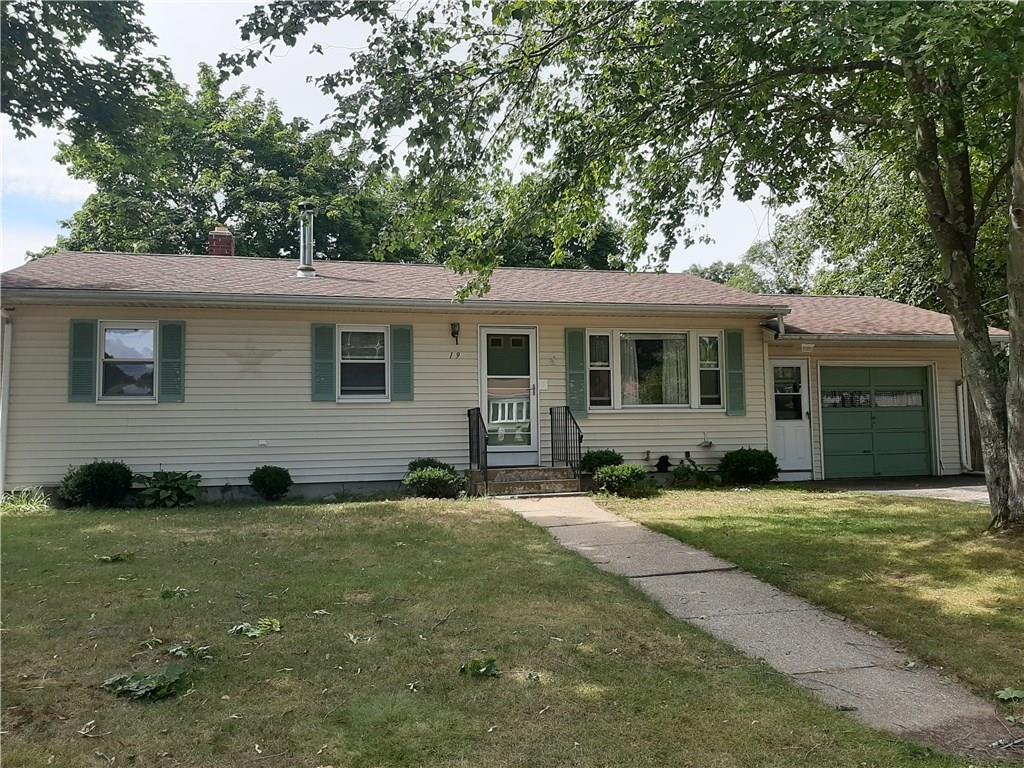19 Coventry Drive, Coventry, RI 02816 MLS 1260998 Lila Delman