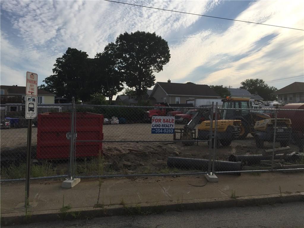 135 Waterman Avenue, East Providence, RI 12911 MLS 1261584 Lila Delman