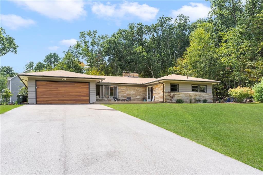 37 Old Road, Smithfield, RI 02917 MLS 1262469 Lila Delman