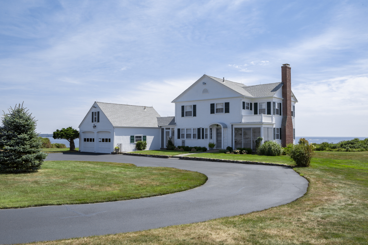 101 Cliff Drive, Narragansett, RI Lila Delman
