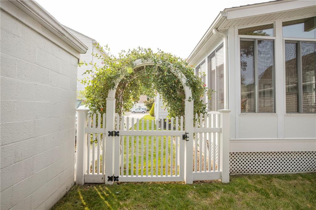 167 Brookdale Boulevard, Pawtucket, RI 02861 MLS 1264844 Lila Delman