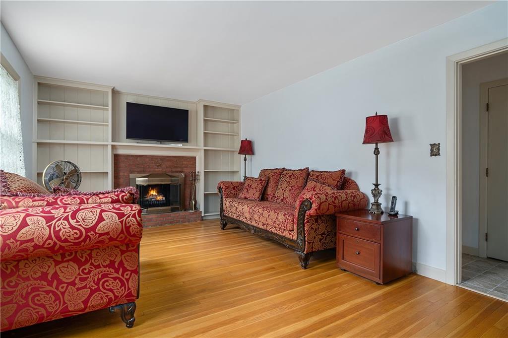 12 Rosewood Lane, Cumberland, RI 02864 MLS 1264997 Lila Delman