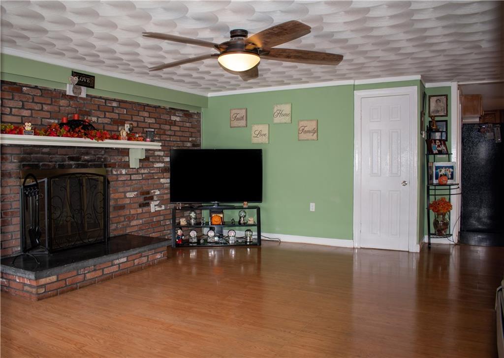 80 Bracken Street, Cranston, RI 02920 MLS 1265428 Lila Delman