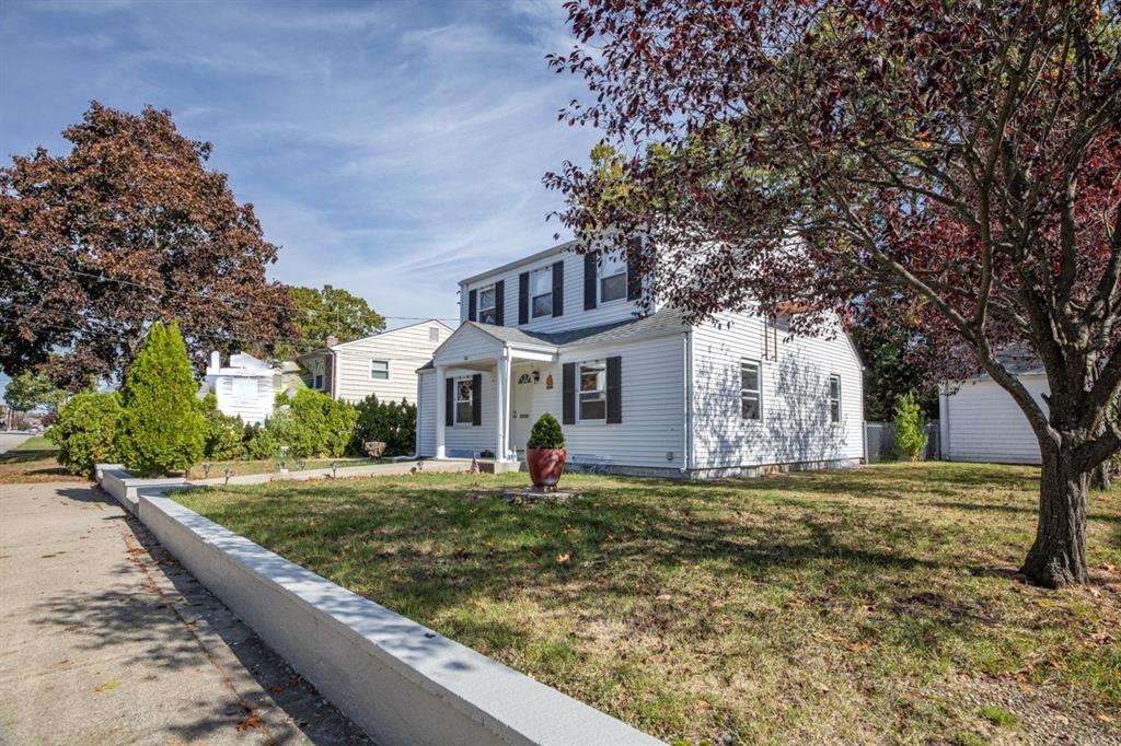 146 Slater Park Avenue, Pawtucket